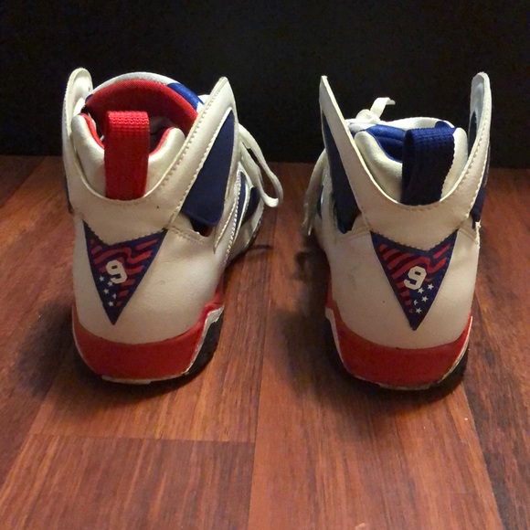 Two Jordan kids sneaker - Picture 5 of 5